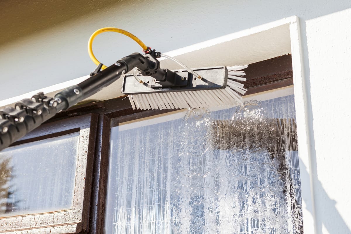 window cleaning in south surrey white rock ocean park